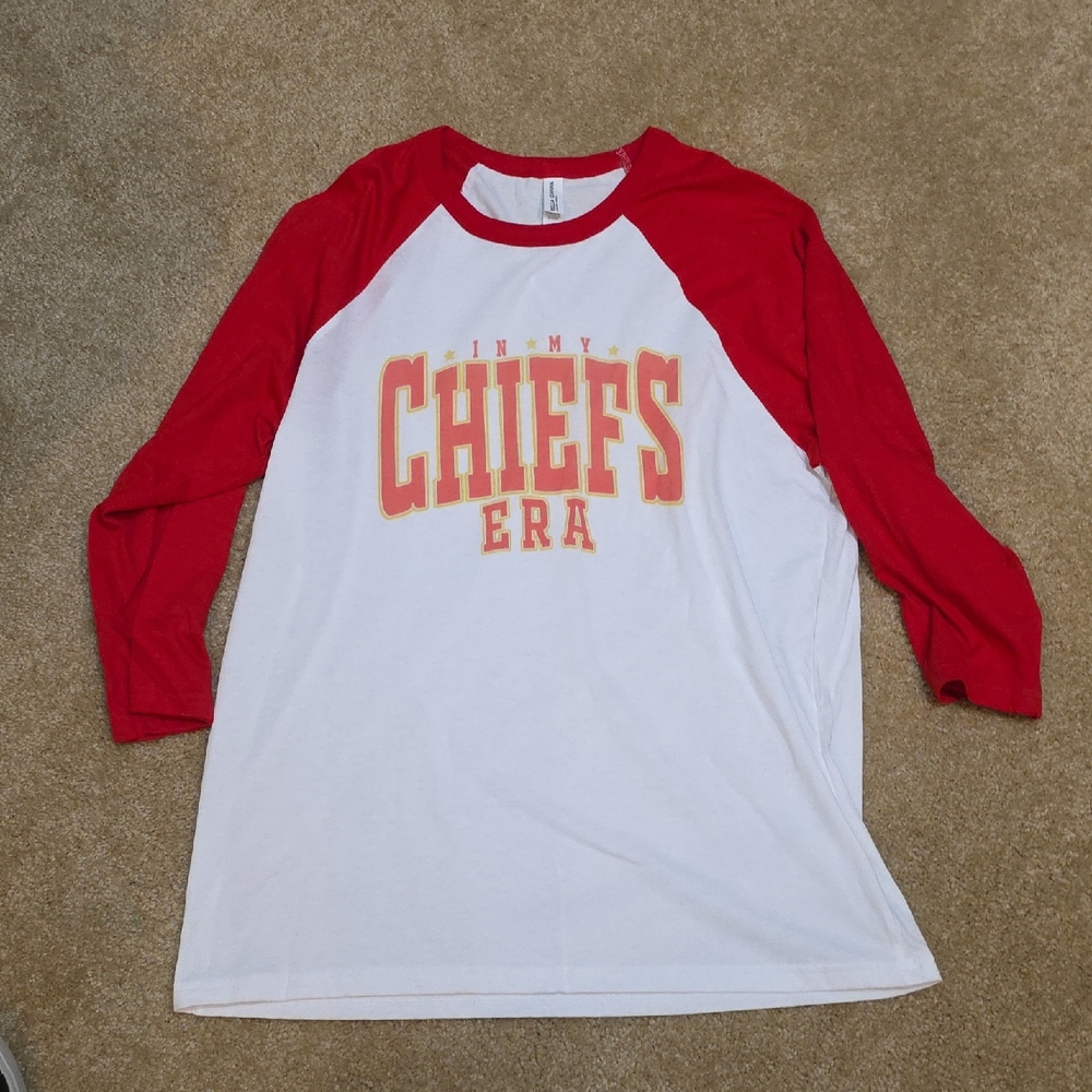 Chiefs Era Red and White Raglan Tee Size Large